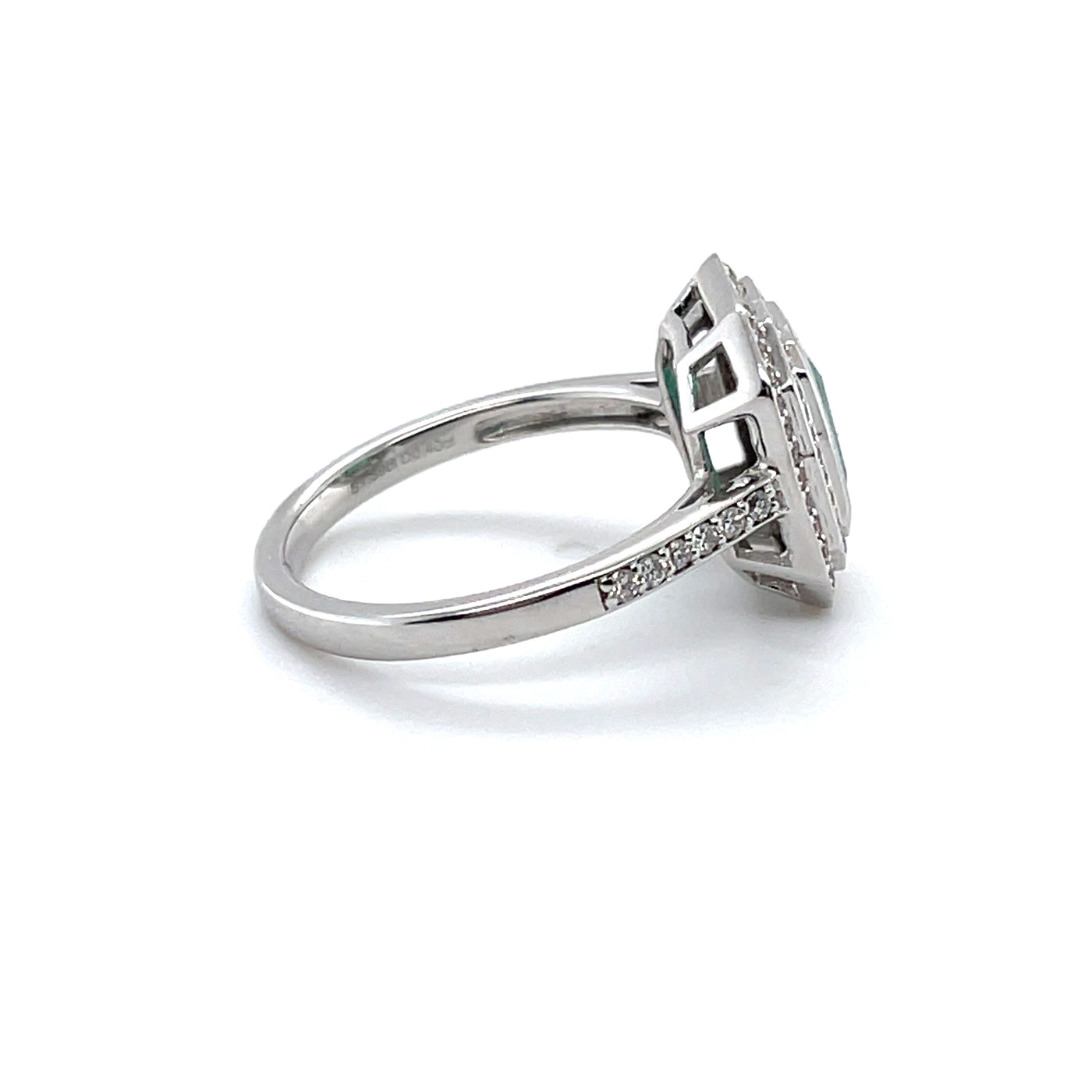 18CT White Gold Emerald and Diamond ring