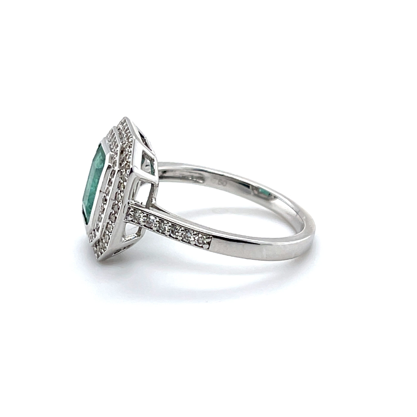 18CT White Gold Emerald and Diamond ring