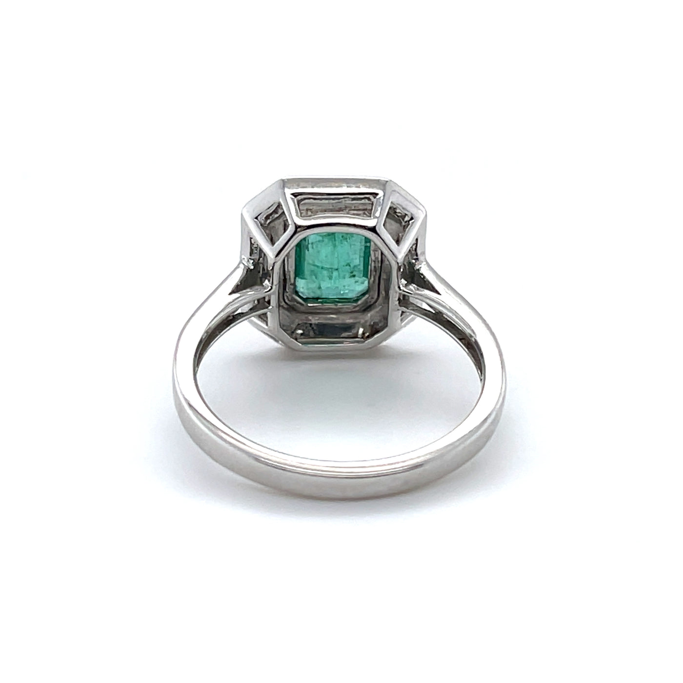 18CT White Gold Emerald and Diamond ring