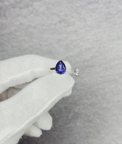 18CT White Gold Kyanite and Diamond Ring