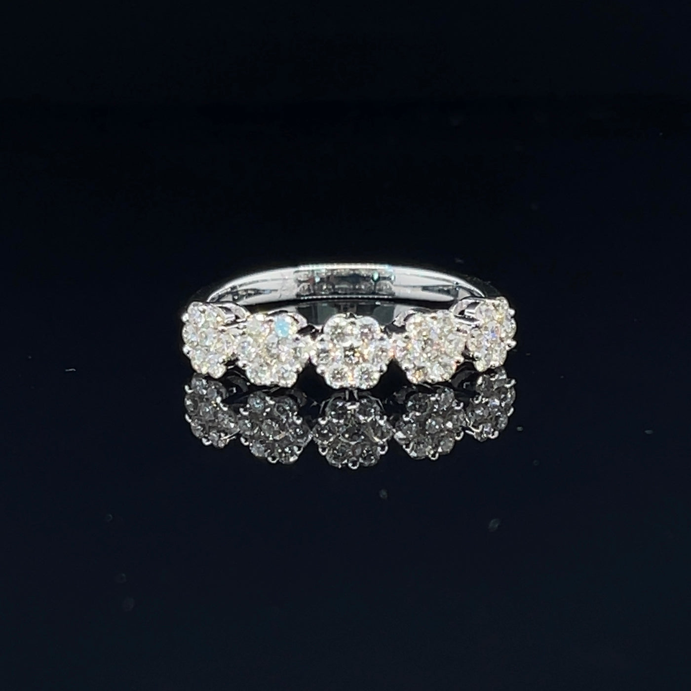 'Mia' 18ct white gold diamond cluster ring