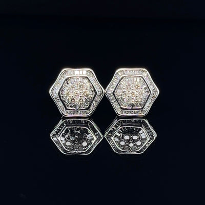 18CT White Gold Diamond Stud Earrings
