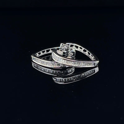 18CT White Gold Diamond Earrings