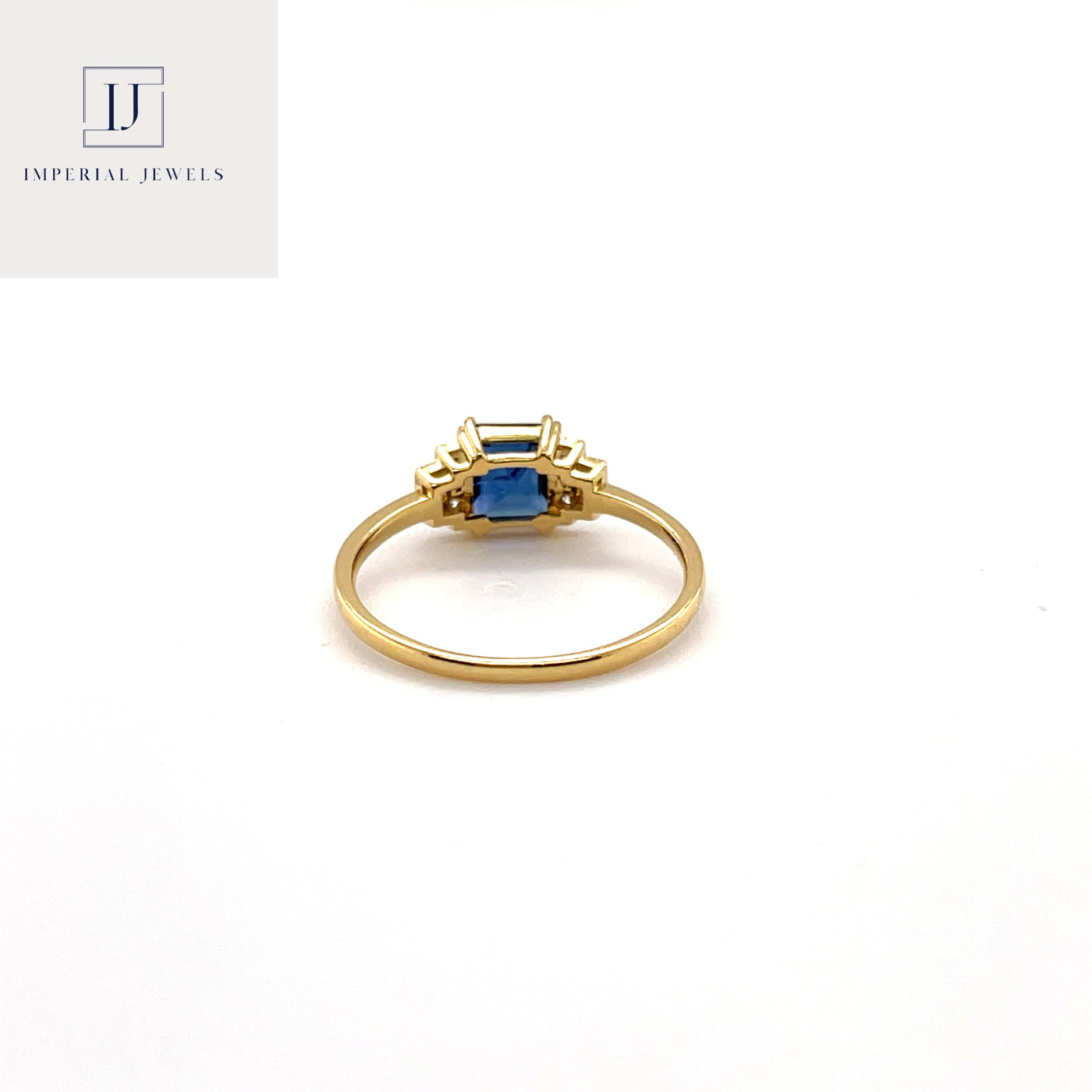 18CT yellow gold Burmese (NO HEAT) sapphire and diamond ring