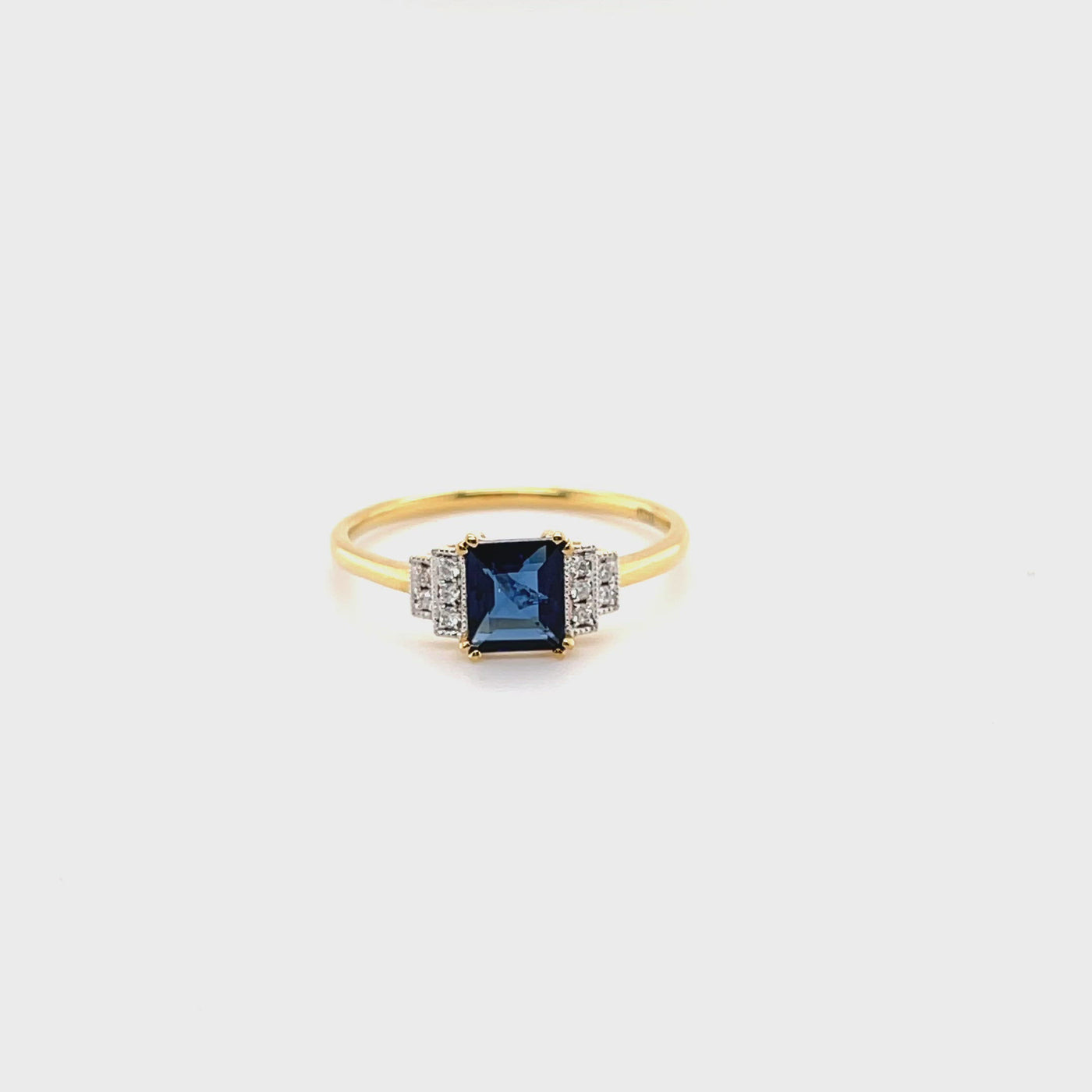 18CT yellow gold Burmese (NO HEAT) sapphire and diamond ring