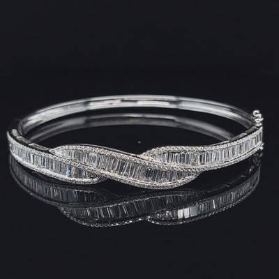 'Gabriella' 18CT white gold diamond hinged bangle