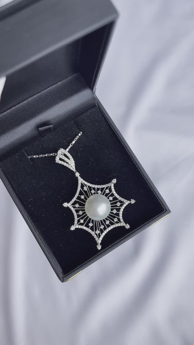 18CT white gold diamond and pearl necklace and pendant