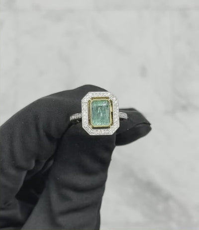 18CT Yellow Gold Colombian Emerald and Diamond ring