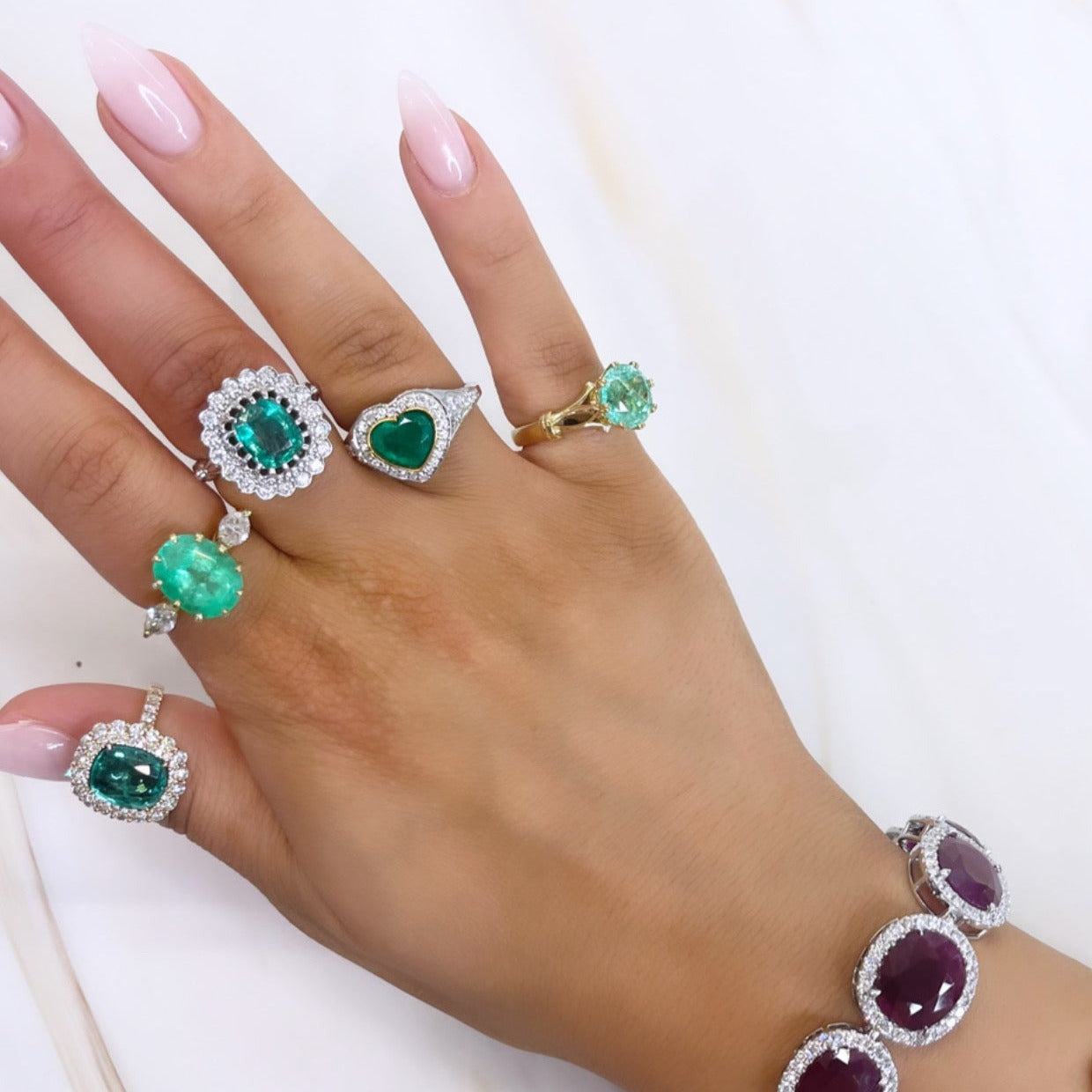 18ct rose gold emerald and diamond ring