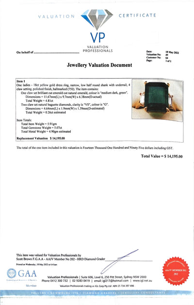 18ct yellow gold Emerald and Diamond trilogy ring