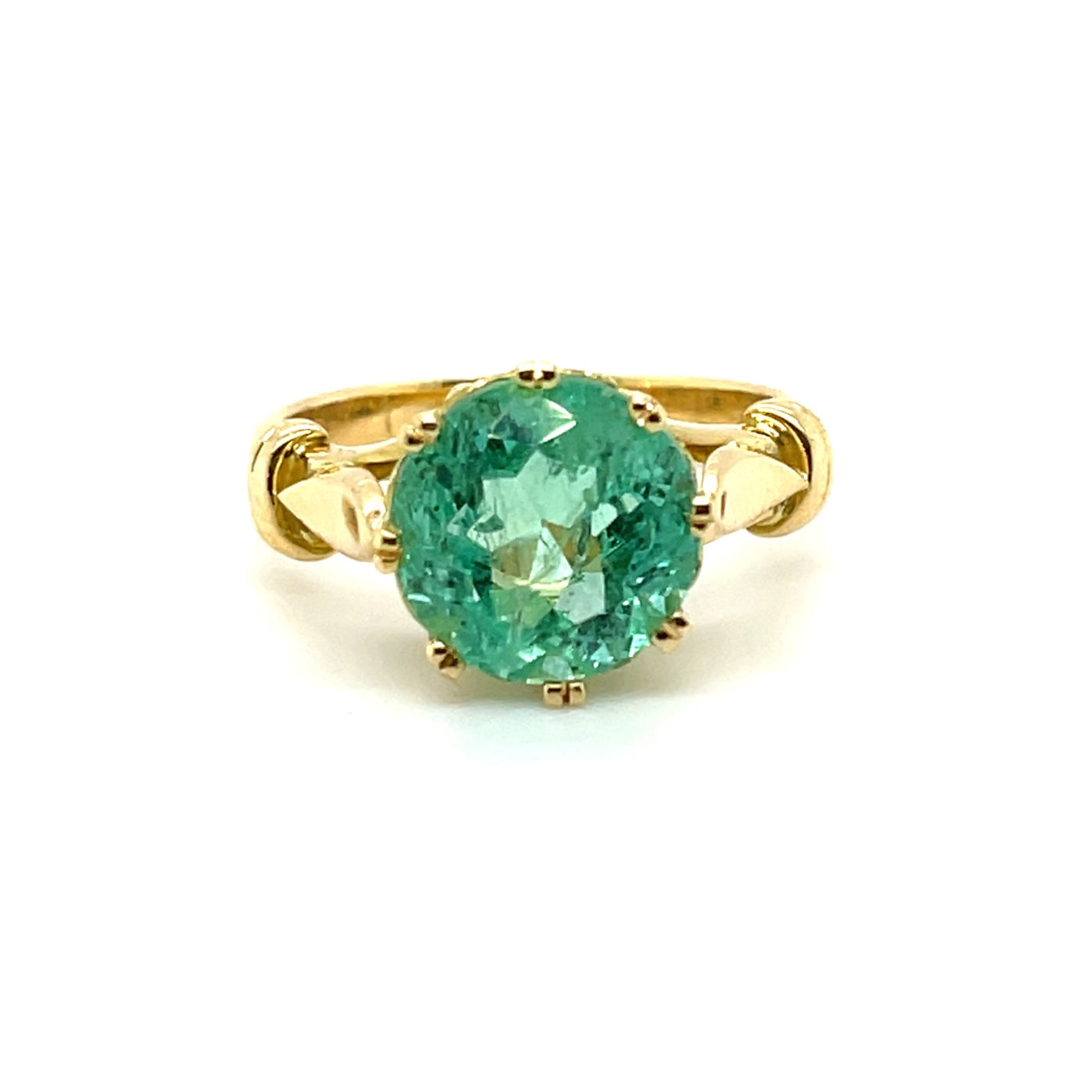 18 karat Yellow Gold Colombian solitaire ring