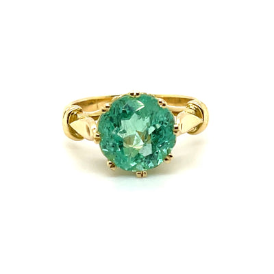 18 karat Yellow Gold Colombian solitaire ring